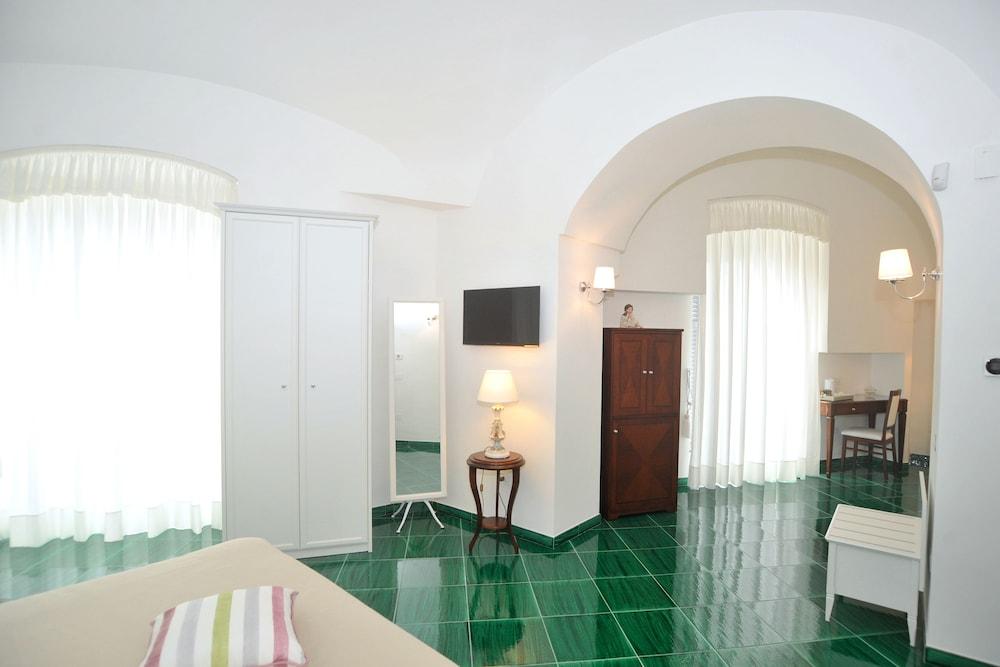 Core Amalfitano City Suites 外观 照片